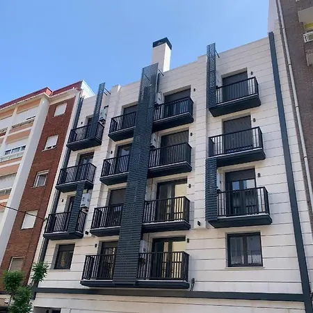 Holidays - Apto B Nuevo Céntrico Con Garaje Gratis