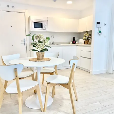 Holidays - Apto B Nuevo Centrico Con Garaje Gratis Castro Urdiales