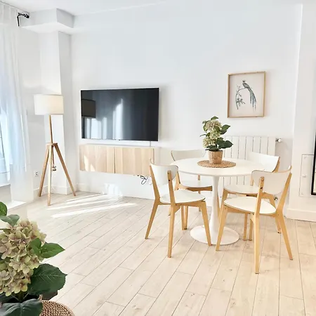 Castro Holidays - Apto B Nuevo Centrico Con Garaje Gratis Apartment Castro Urdiales