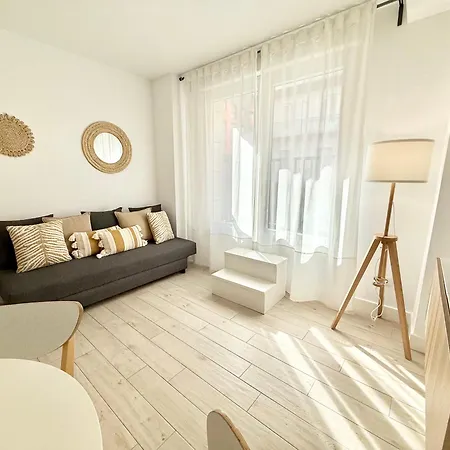 Castro Holidays - Apto B Nuevo Centrico Con Garaje Gratis Apartment *