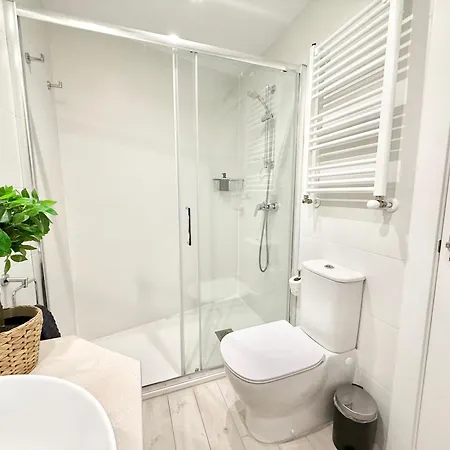 Holidays - Apto B Nuevo Centrico Con Garaje Gratis *