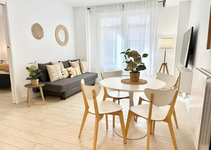 Holidays - Apto B Nuevo Centrico Con Garaje Gratis Apartment *
