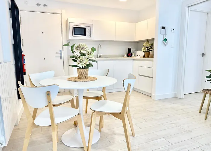 Holidays - Apto B Nuevo Centrico Con Garaje Gratis Castro Urdiales