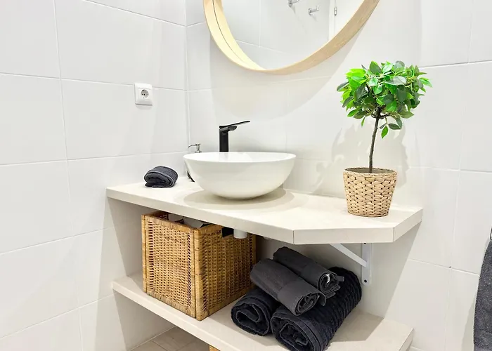 Holidays - Apto B Nuevo Centrico Con Garaje Gratis *