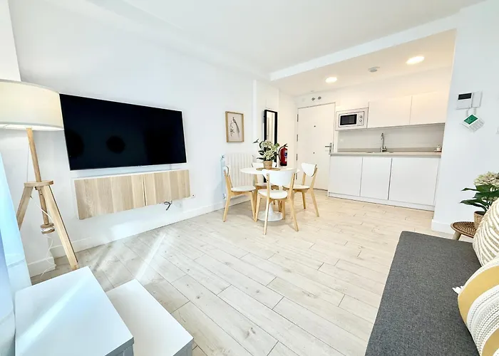 Holidays - Apto B Nuevo Céntrico Con Garaje Gratis Appartamento Castro Urdiales