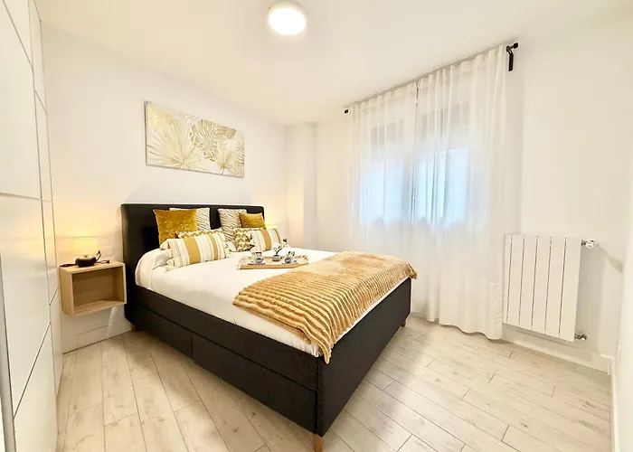 Holidays - Apto B Nuevo Centrico Con Garaje Gratis * Castro Urdiales