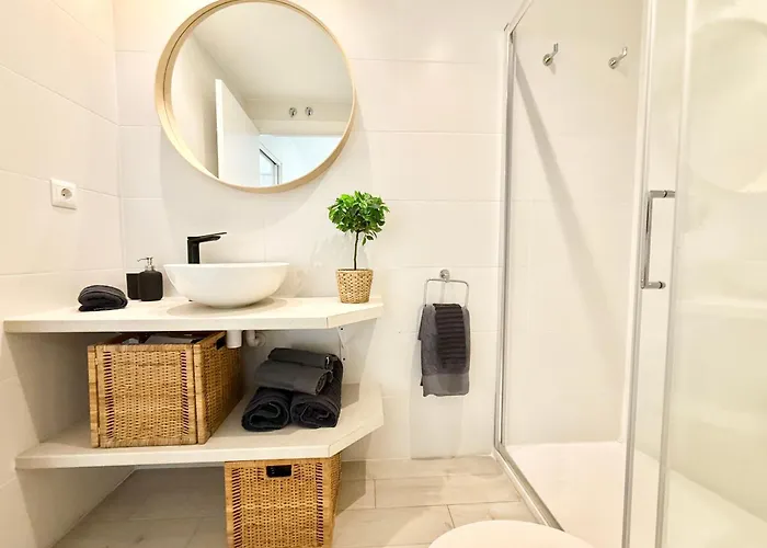 Holidays - Apto B Nuevo Céntrico Con Garaje Gratis Castro Urdiales