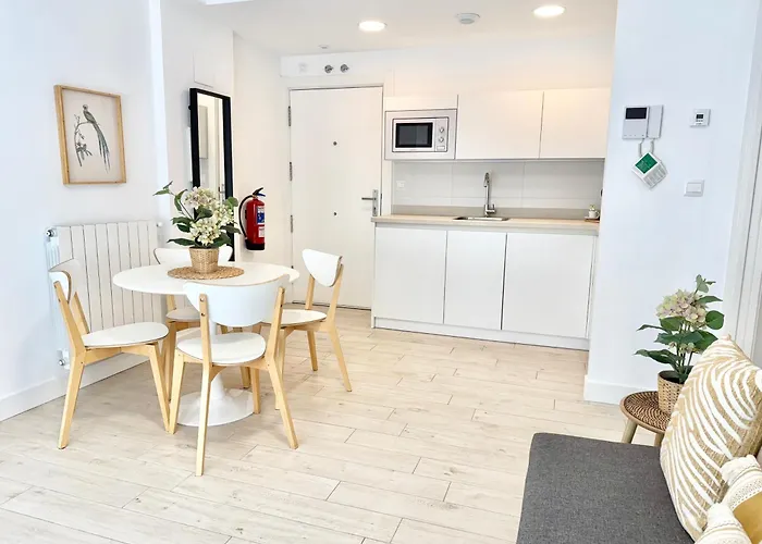 Holidays - Apto B Nuevo Centrico Con Garaje Gratis