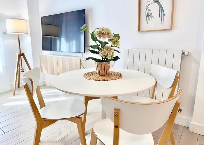 Holidays - Apto B Nuevo Centrico Con Garaje Gratis Apartment *