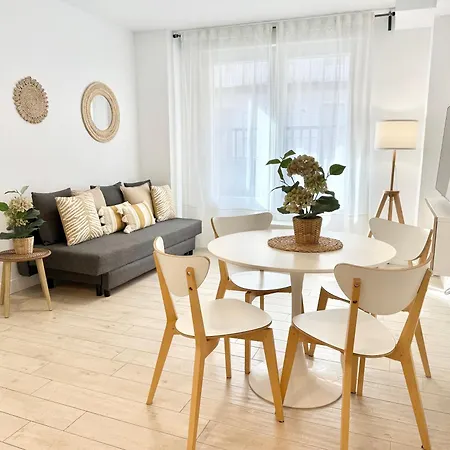 Holidays - Apto B Nuevo Centrico Con Garaje Gratis Apartment *
