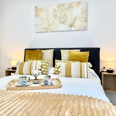 Holidays - Apto B Nuevo Centrico Con Garaje Gratis Apartment