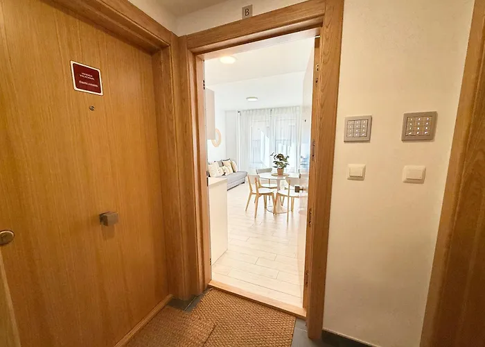 Holidays - Apto B Nuevo Centrico Con Garaje Gratis